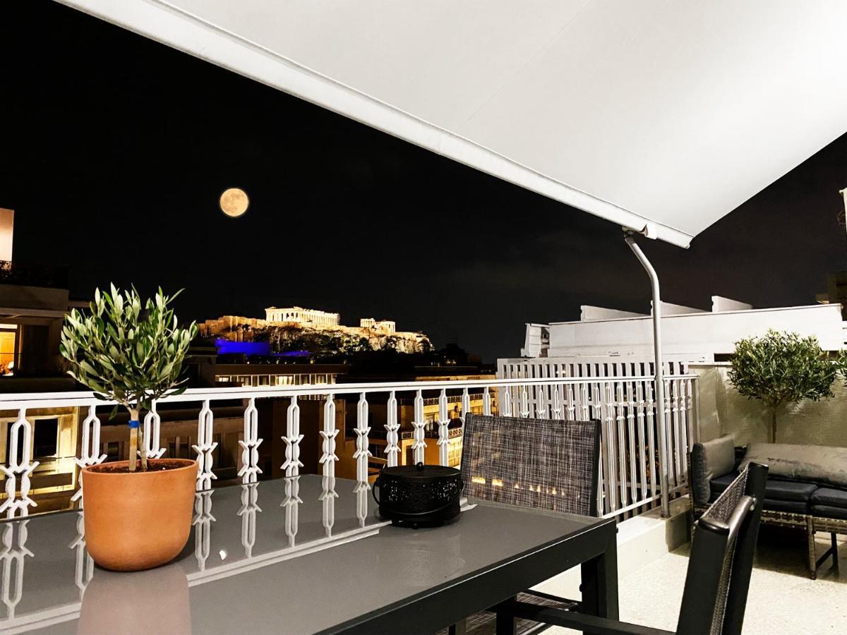 Parthenon And Syntagma Square View Apartment Athén Kültér fotó