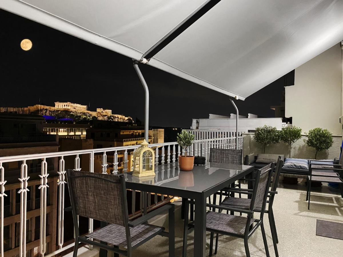 Parthenon And Syntagma Square View Apartment Athén Kültér fotó