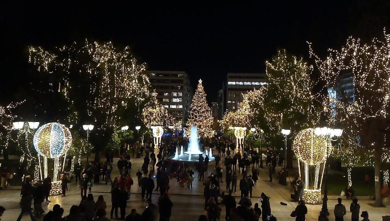 Parthenon And Syntagma Square View Apartment Athén Kültér fotó